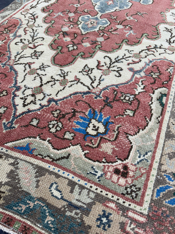 Turkish Vintage Runner Rug 3'1" x 8'7" #24596
