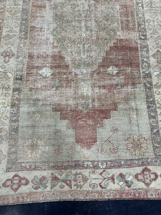 Turkish Vintage Rug 3'9" x 6'9" #24594