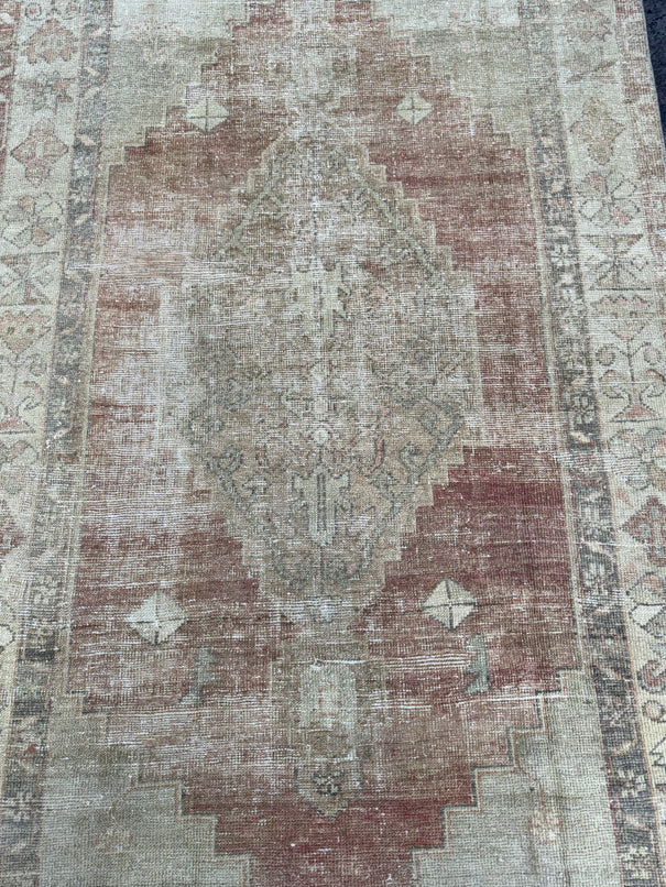 Turkish Vintage Rug 3'9" x 6'9" #24594