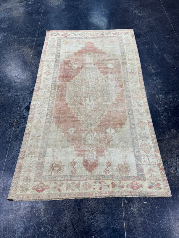Turkish Vintage Rug 3'9" x 6'9" #24594