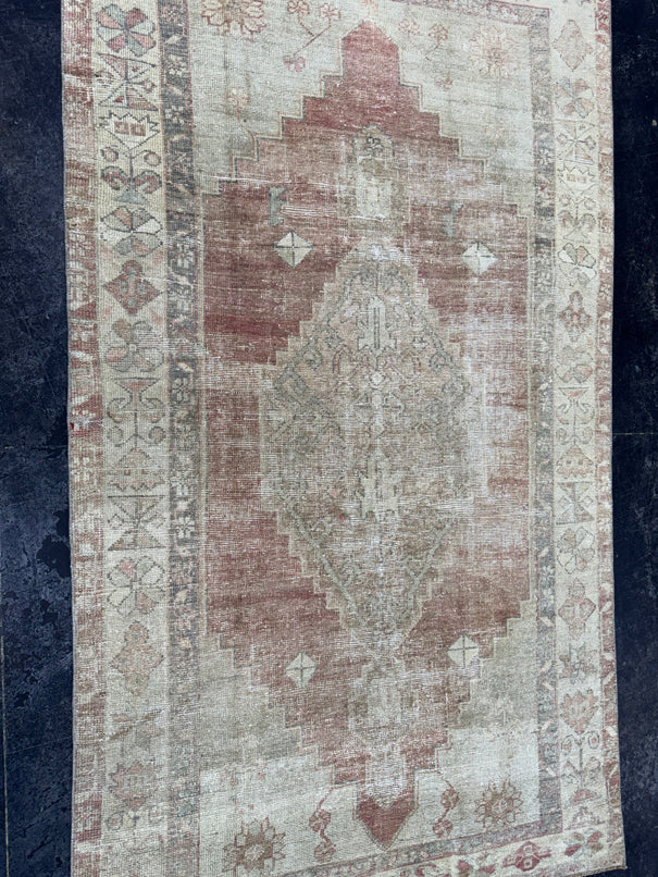 Turkish Vintage Rug 3'9" x 6'9" #24594