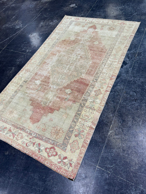 Turkish Vintage Rug 3'9" x 6'9" #24594