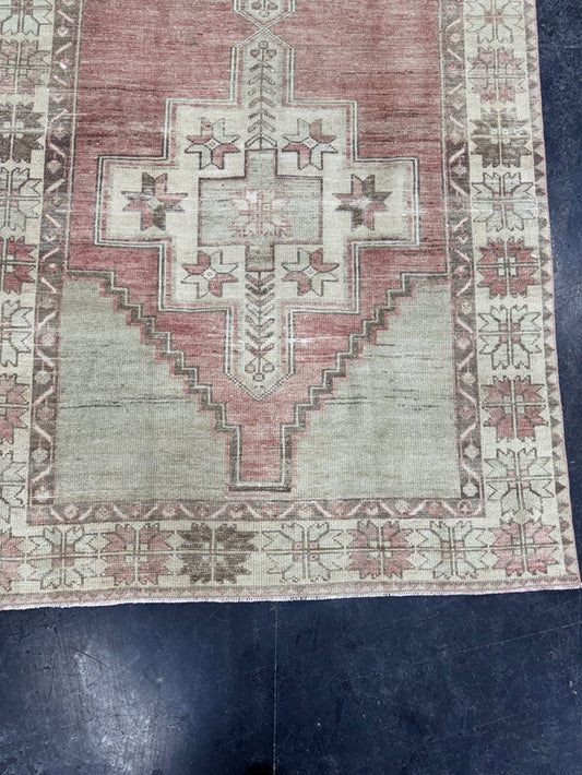 Turkish Vintage Rug 4' x 8'2" #24592
