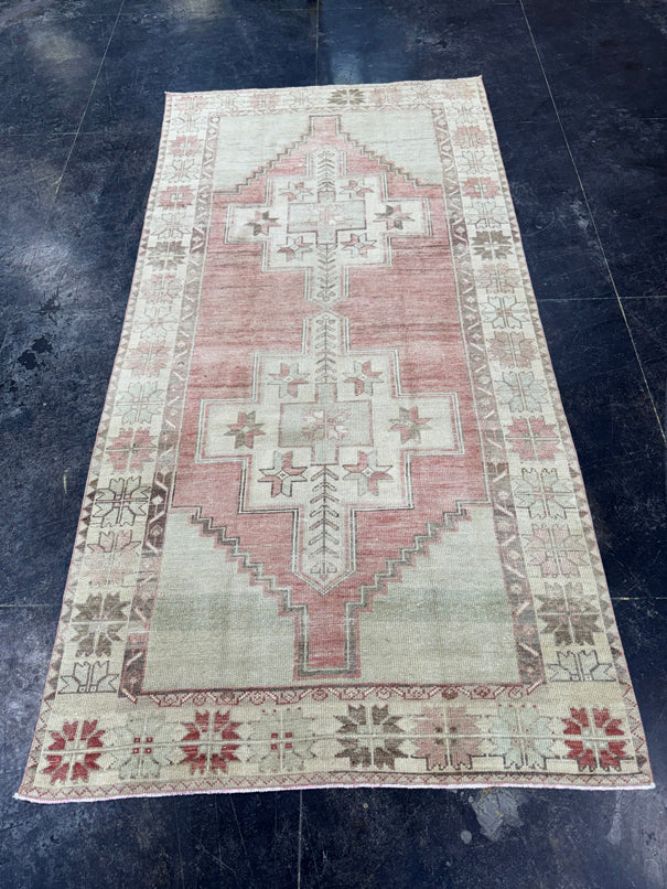Turkish Vintage Rug 4' x 8'2" #24592