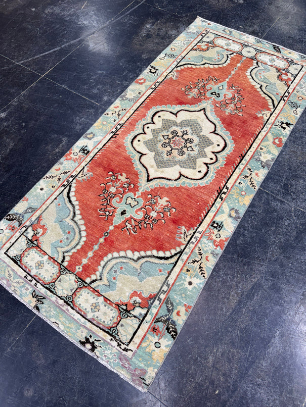 Turkish Vintage Rug 2'10" x 6'3" #24578