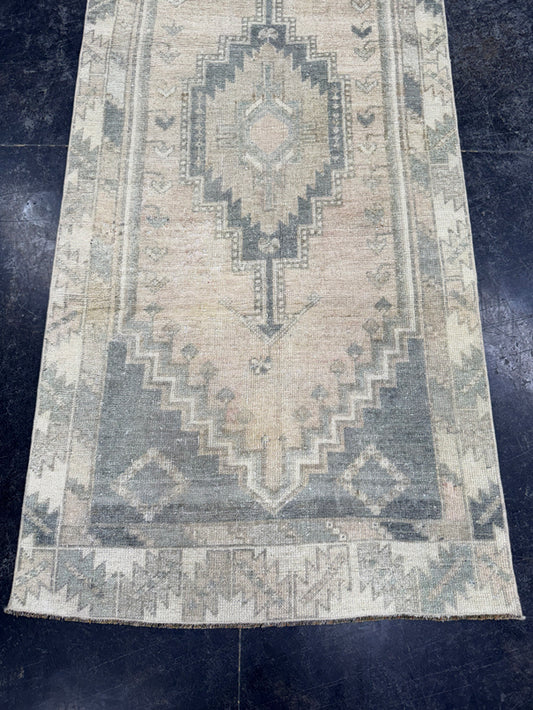 Turkish Vintage Rug 2'9" x 6' #24580