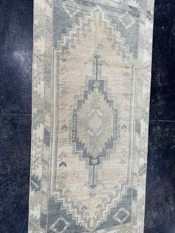 Turkish Vintage Rug 2'9" x 6' #24580