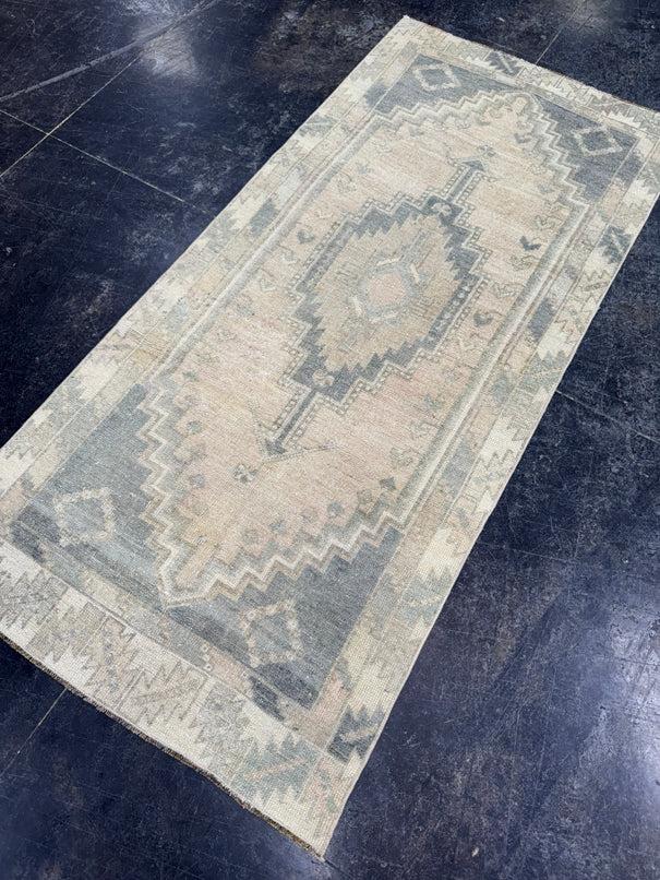 Turkish Vintage Rug 2'9" x 6' #24580