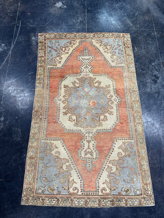 Turkish Vintage Rug 3'10" x 6'5" #24586
