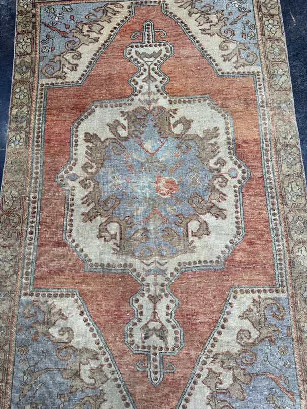 Turkish Vintage Rug 3'10" x 6'5" #24586