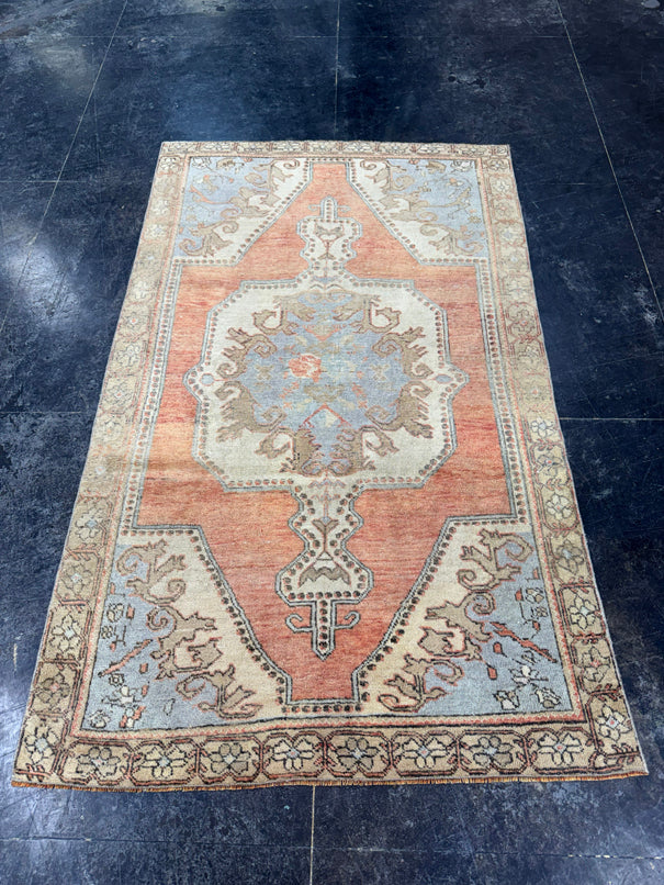 Turkish Vintage Rug 3'10" x 6'5" #24586