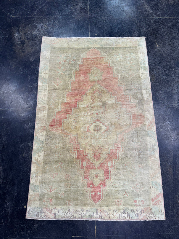Turkish Vintage Rug 3'2" x 4'11" #24587