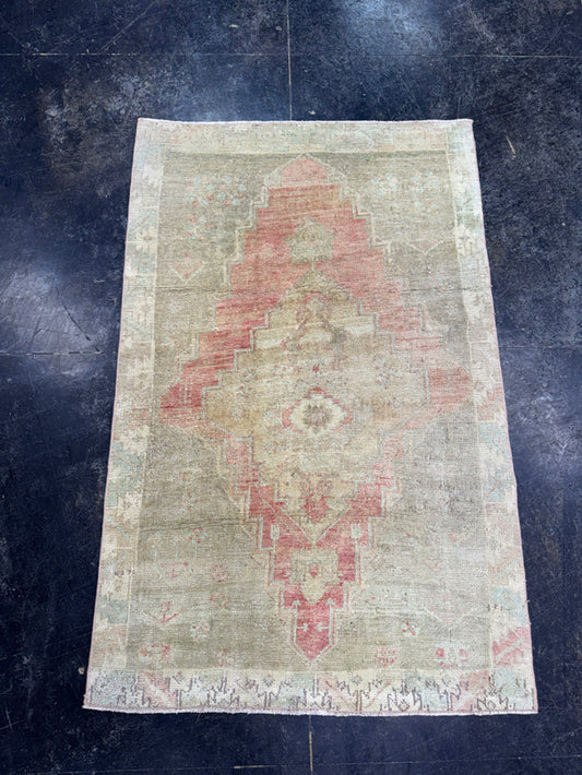 Turkish Vintage Rug 3'2" x 4'11" #24587
