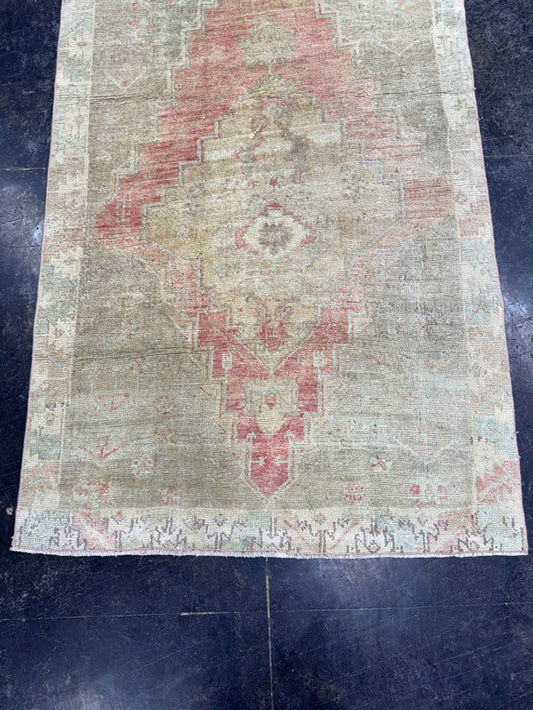 Turkish Vintage Rug 3'2" x 4'11" #24587
