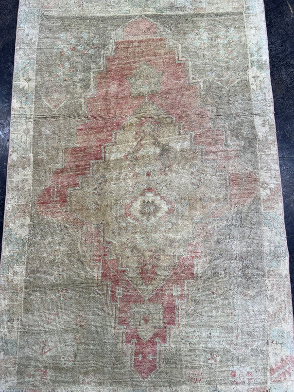 Turkish Vintage Rug 3'2" x 4'11" #24587