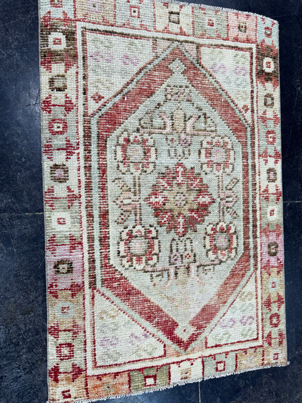 Turkish Vintage Rug 2'6" x 3'10" #24620