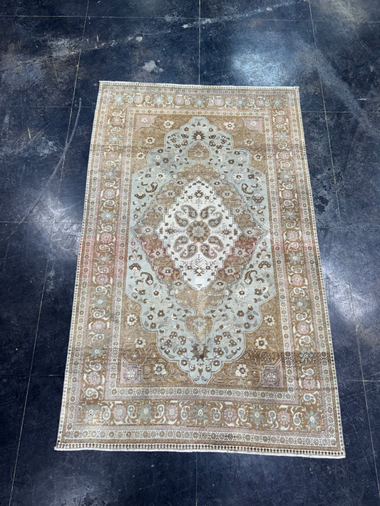 Turkish Vintage Rug 4'10" x 7'10" #24624