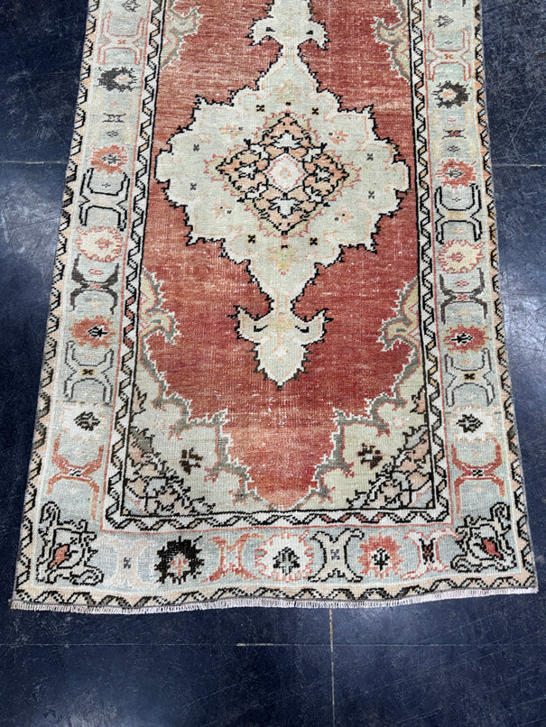 Turkish Vintage Rug 2'11" x 5'7" #24617