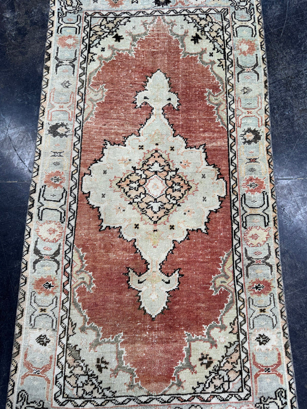 Turkish Vintage Rug 2'11" x 5'7" #24617