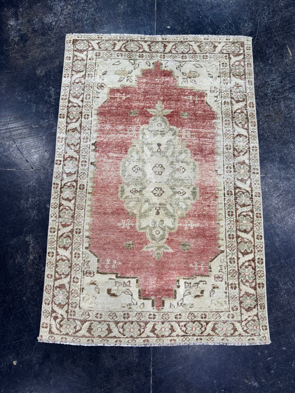 Turkish Vintage Rug 2'10" x 4'4" #24653