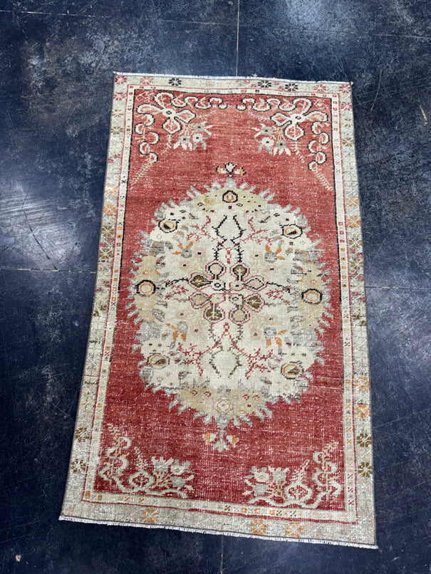 Turkish Vintage Rug 2'7" x 4'5" #24651