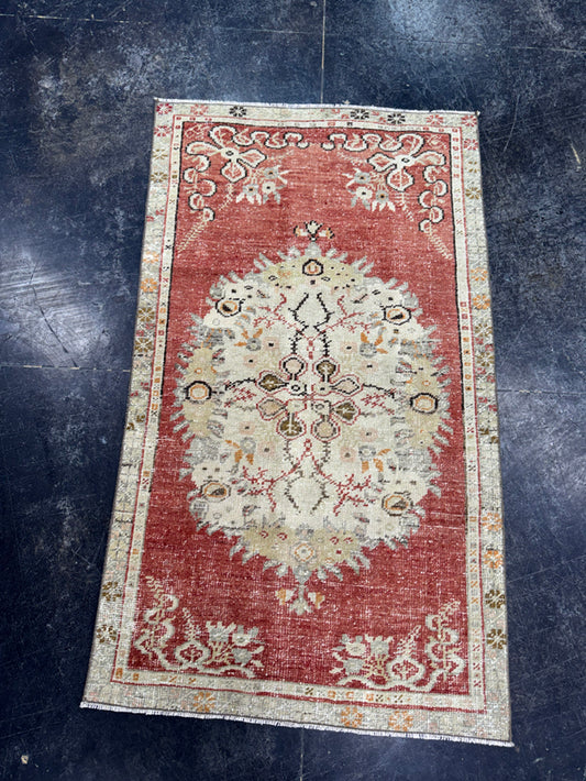 Turkish Vintage Rug 2'7" x 4'5" #24651