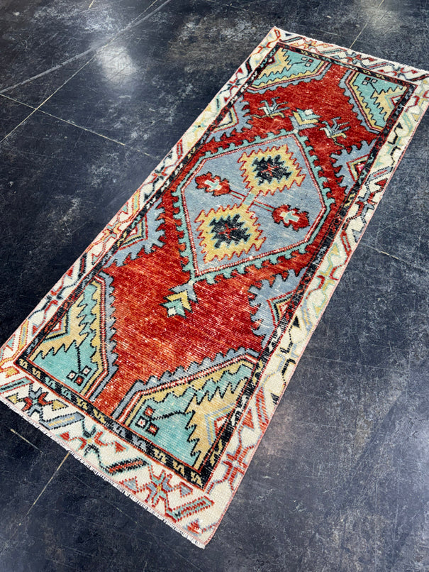Turkish Vintage Rug 2'4" x 5'8" #24647