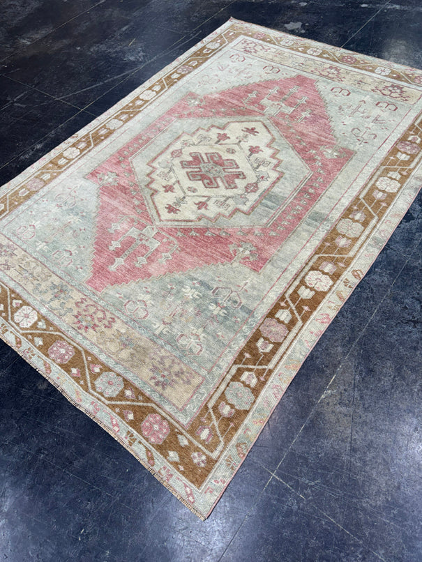 Turkish Vintage Rug 5'3" x 7'7" #24636