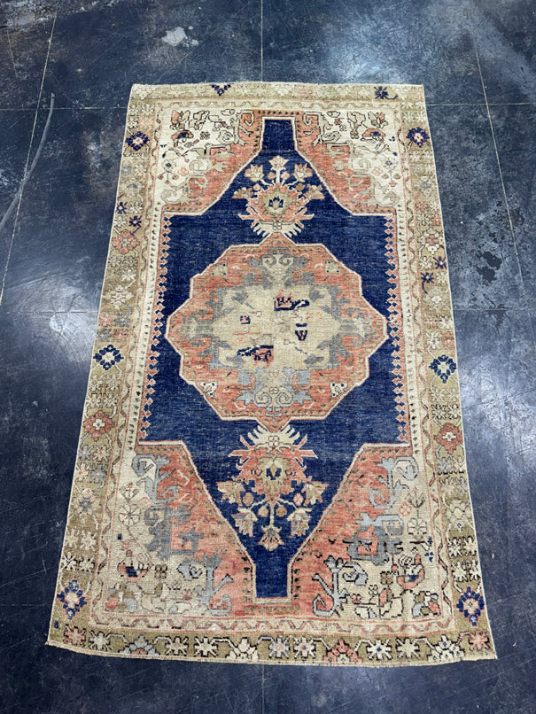 Turkish Vintage Rug 4' x 6'10" #24635