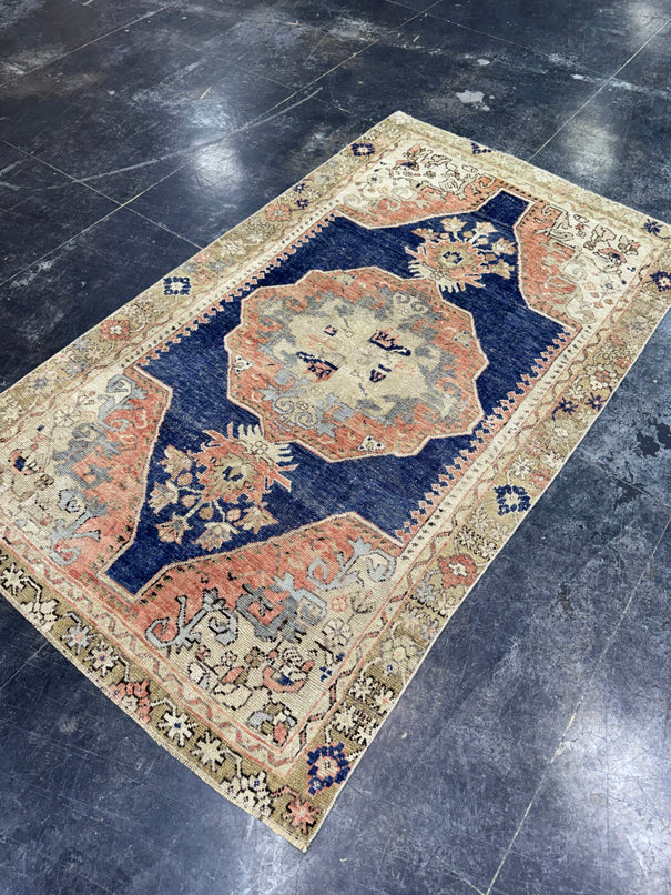 Turkish Vintage Rug 4' x 6'10" #24635