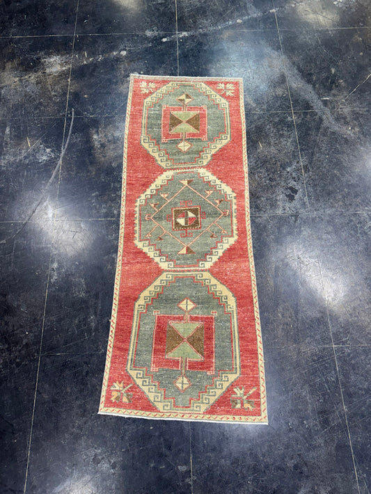 Turkish Vintage Runner Rug 3'1" x 8'6" #24642
