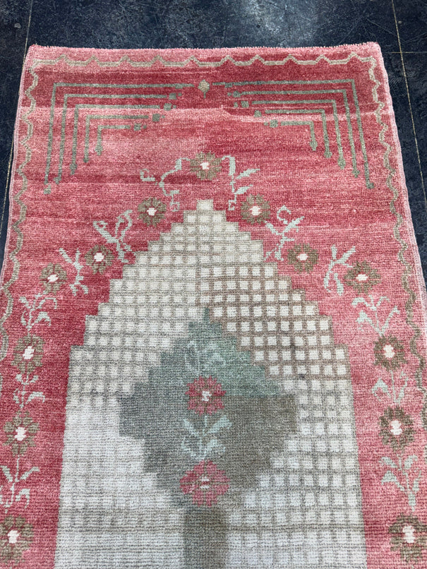 Turkish Vintage Rug 2'10'' x 6'4'' #24894