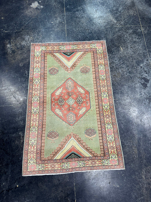 Turkish Vintage Rug 2'11'' x 4'6'' #24889