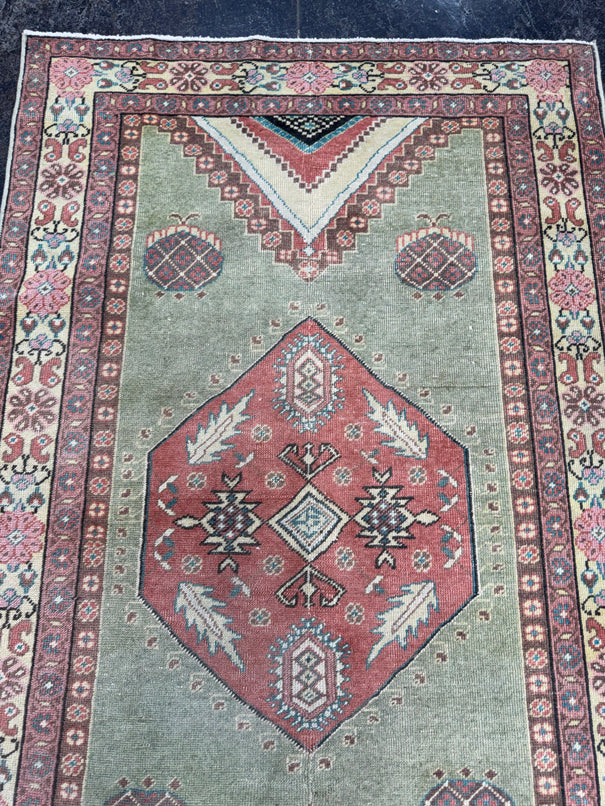 Turkish Vintage Rug 2'11'' x 4'6'' #24889