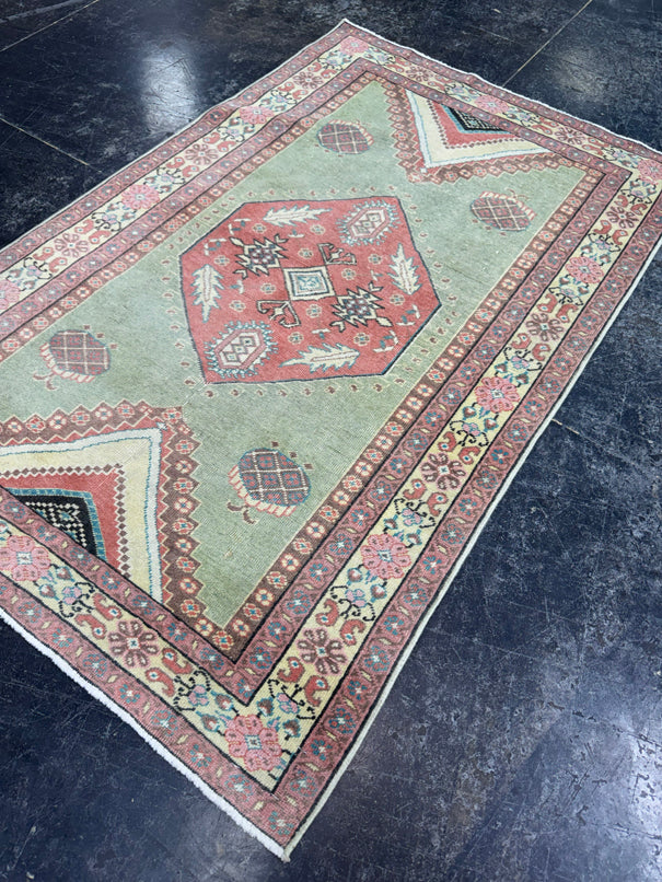 Turkish Vintage Rug 2'11'' x 4'6'' #24889