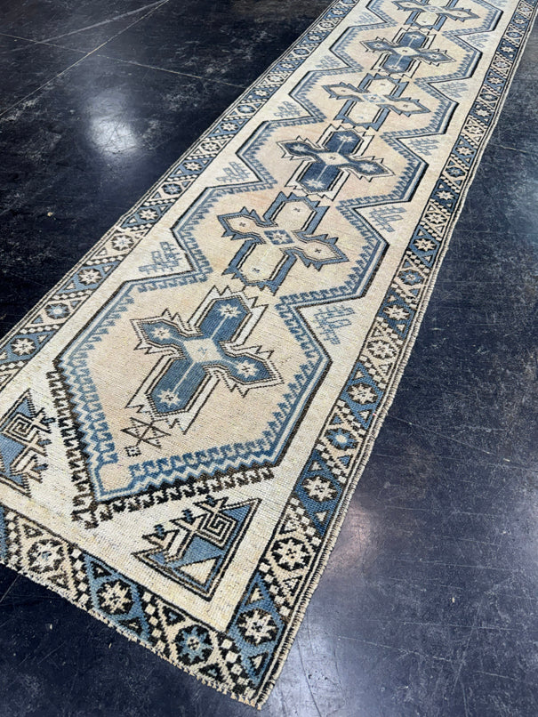 Turkish Vintage Runner Rug 2'4'' x 9'9'' #24888