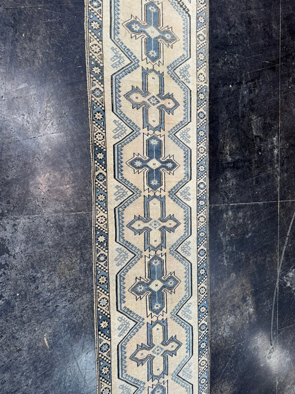 Turkish Vintage Runner Rug 2'4'' x 9'9'' #24888