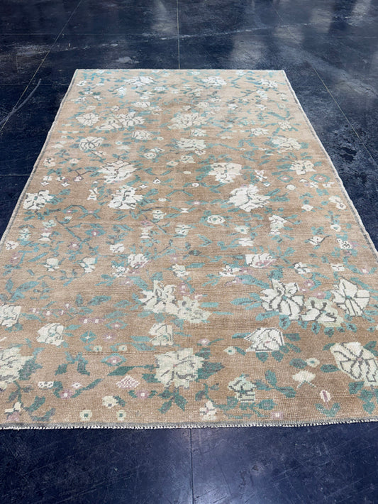 Turkish Vintage Rug 4'5'' x 7'2'' #24890