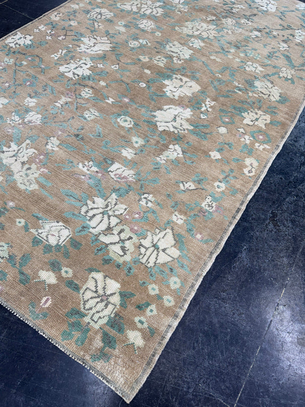 Turkish Vintage Rug 4'5'' x 7'2'' #24890