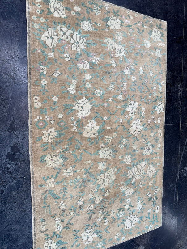 Turkish Vintage Rug 4'5'' x 7'2'' #24890