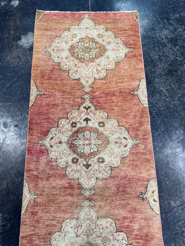 Turkish Vintage Runner Rug 2'2'' x 9'2'' #24883 – TurkishRugCo