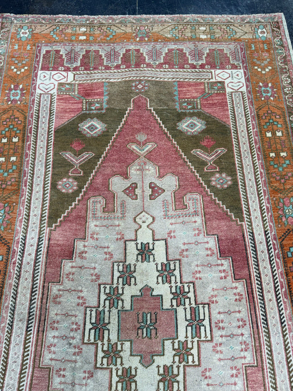 Turkish Vintage Rug 4'6'' x 8'7'' #24874