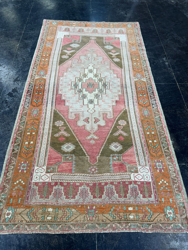 Turkish Vintage Rug 4'6'' x 8'7'' #24874