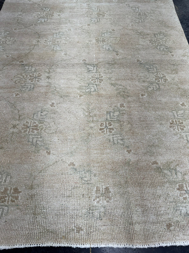 Turkish Vintage Rug 4' x 5'9'' #24870