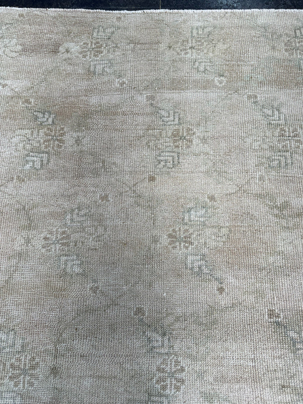 Turkish Vintage Rug 4' x 5'9'' #24870