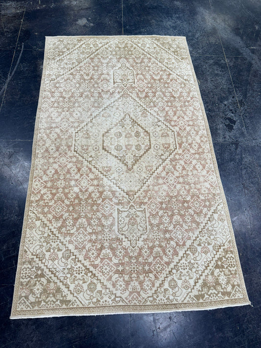 Turkish Vintage Rug 4'2'' x 7'2'' #24871