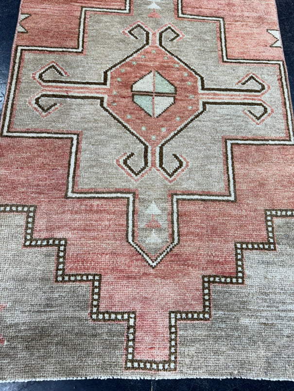 Turkish Vintage Runner Rug 2'5'' x 9'10'' #24864
