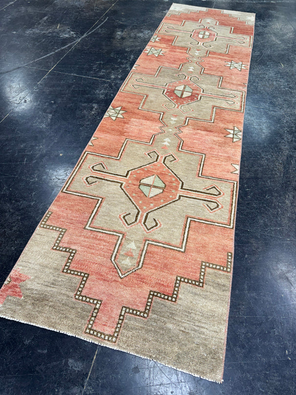 Turkish Vintage Runner Rug 2'5'' x 9'10'' #24864