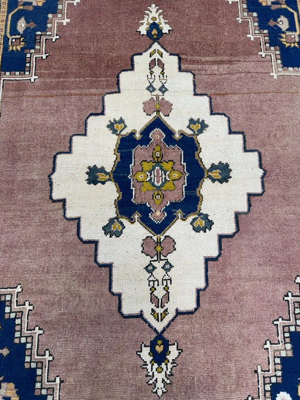 Turkish Vintage Rug 4'6'' x 7'10'' #24862