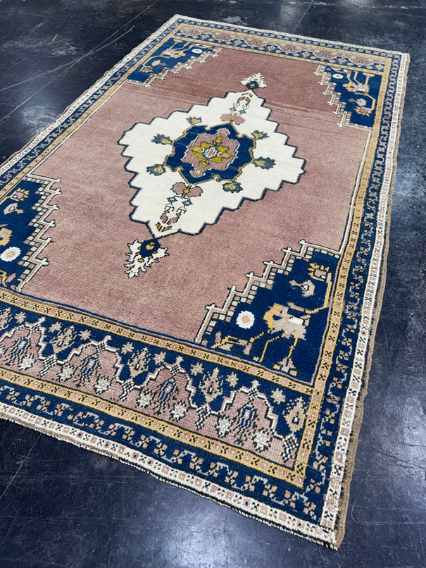 Turkish Vintage Rug 4'6'' x 7'10'' #24862